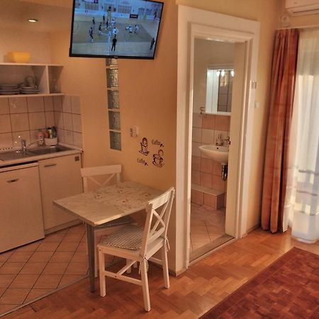 Hévíz Erika Apartman Esterno foto