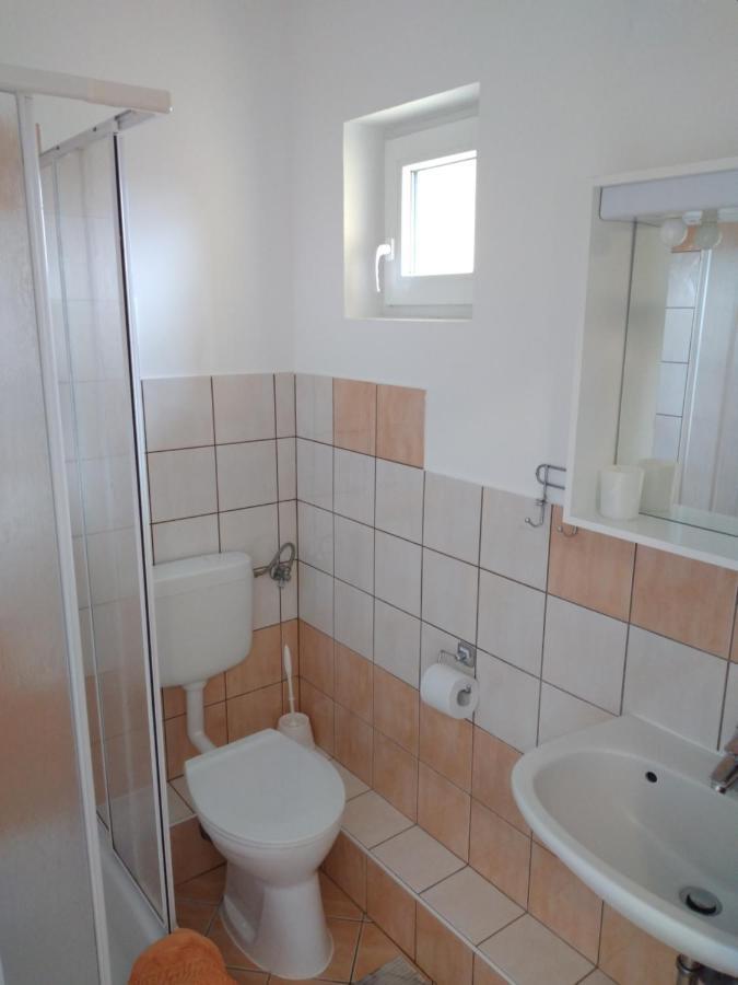 Hévíz Erika Apartman Esterno foto