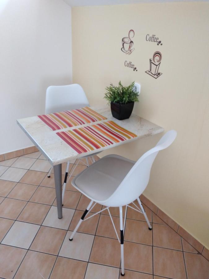 Hévíz Erika Apartman Esterno foto