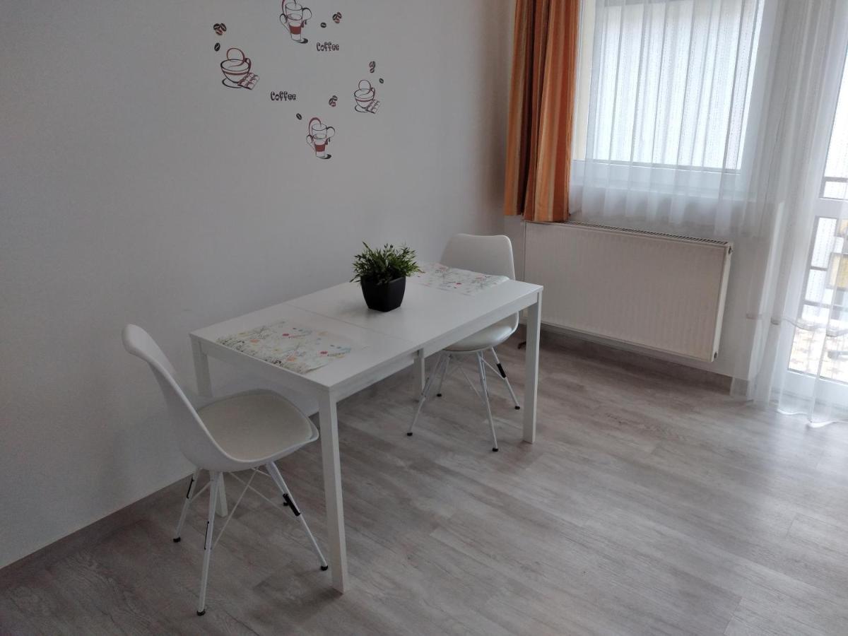 Hévíz Erika Apartman Esterno foto