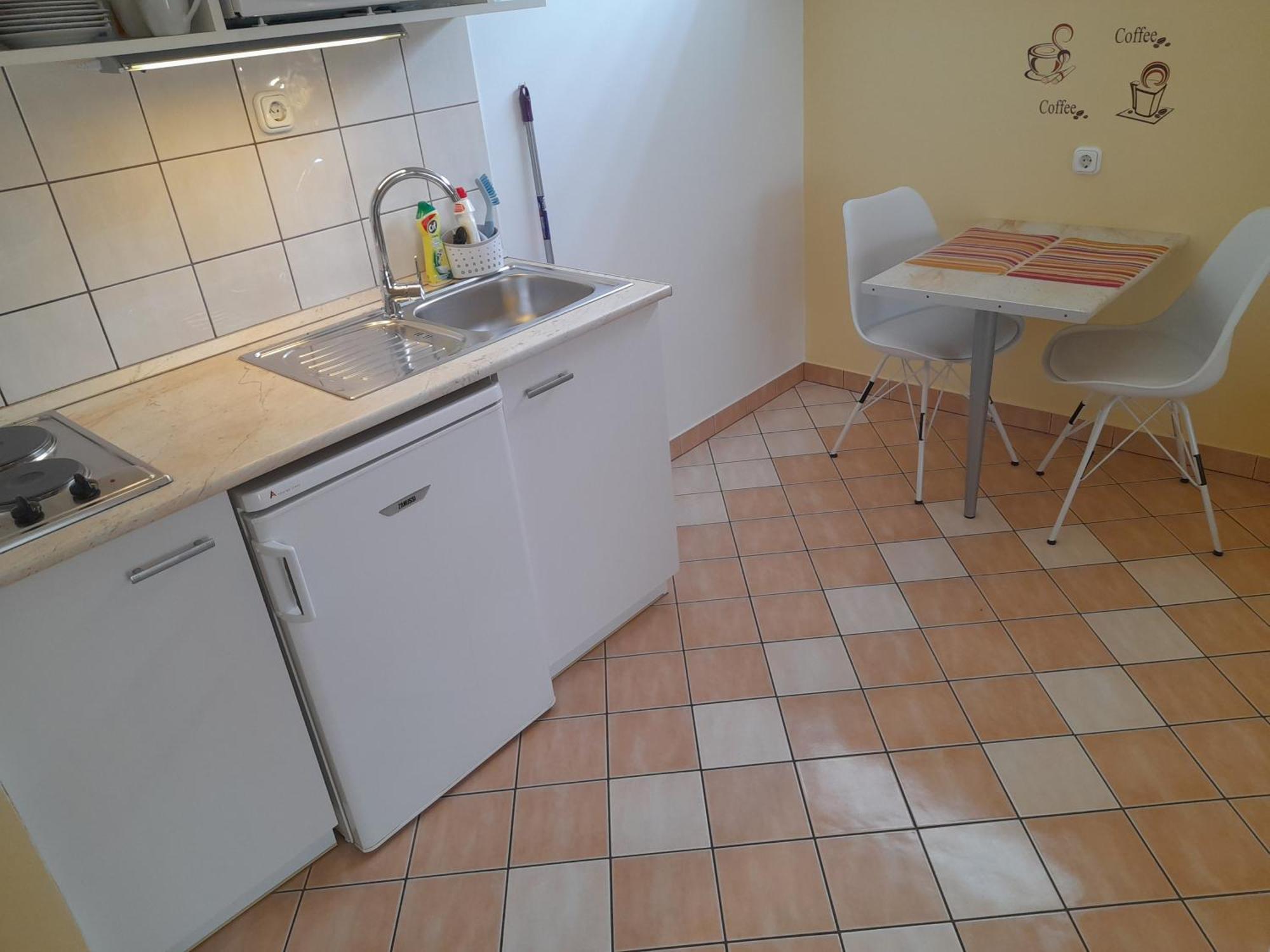 Hévíz Erika Apartman Esterno foto