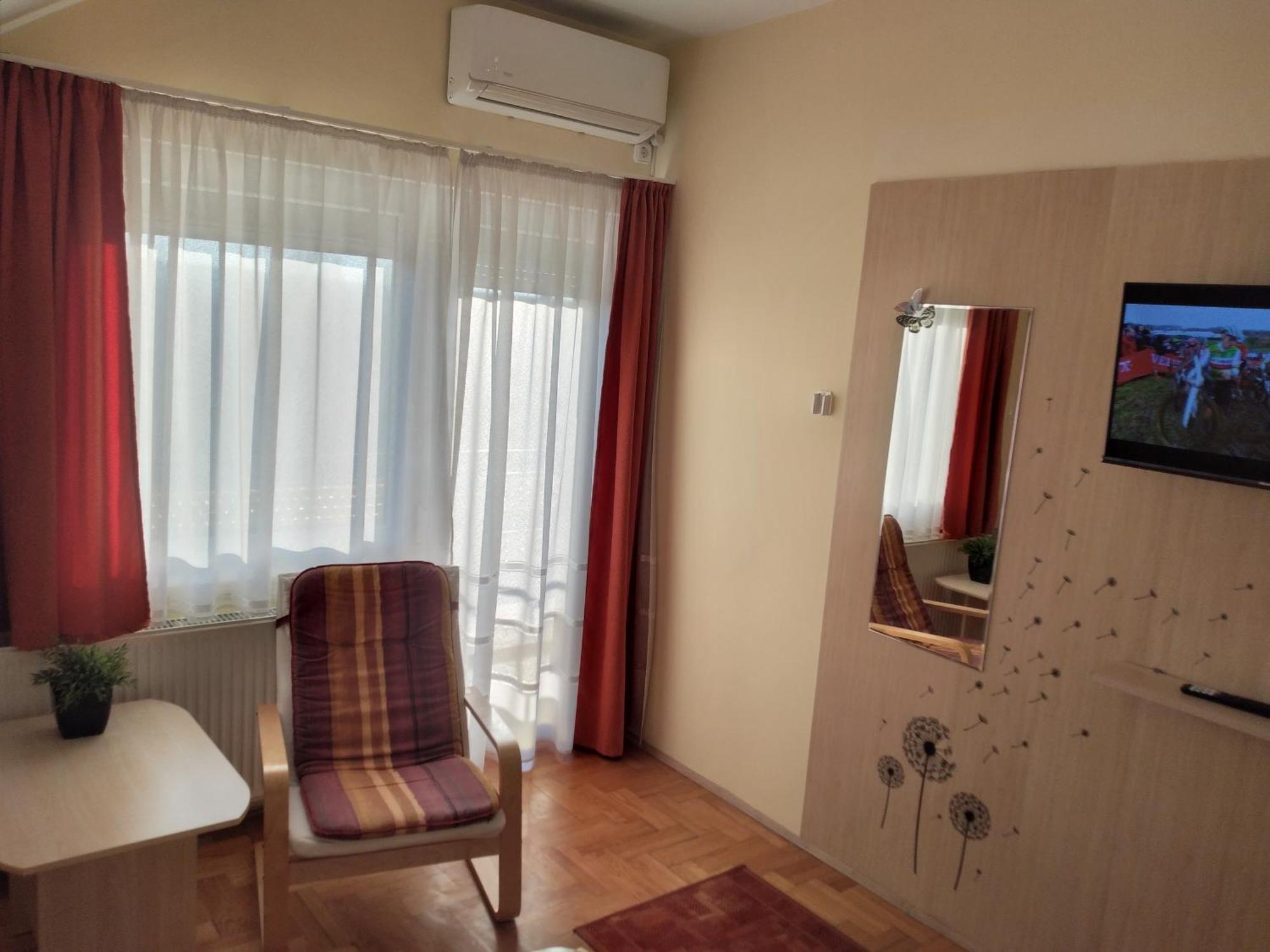 Hévíz Erika Apartman Esterno foto